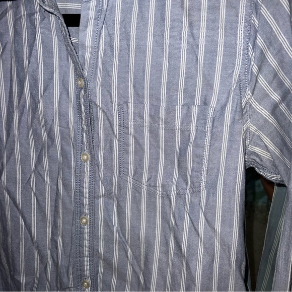 Hollister striped button long sleeve - Picture 2 of 5